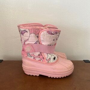 Children’s place snow boots